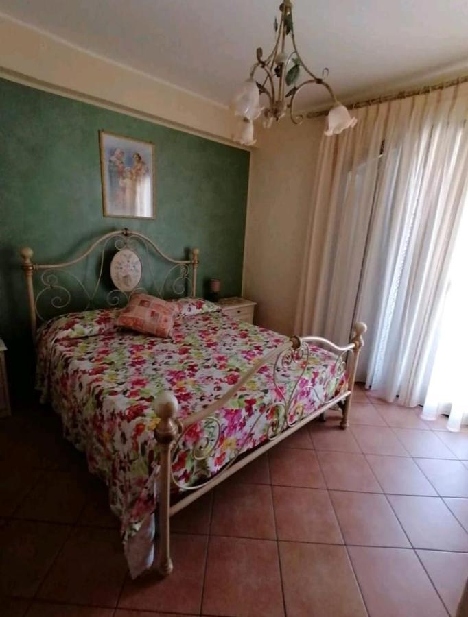 Case Vacanza Fondachello ماسكالي المظهر الخارجي الصورة